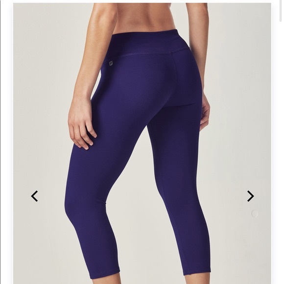 Crop Fabletics Leggings like new - Picture 3 of 3